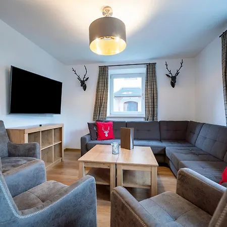 Шале In Zell Am Near Slopes