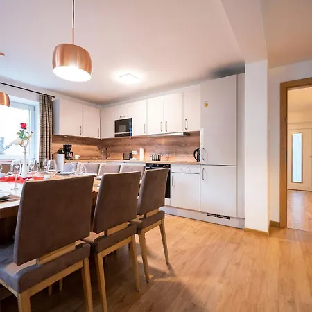 In Zell Am Near Slopes Шале