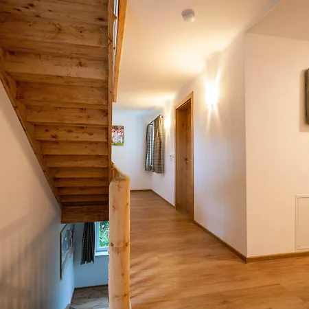 Шале In Zell Am Near Slopes