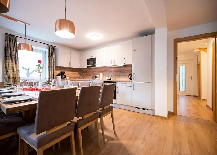 In Zell Am Near Slopes Dağ evi