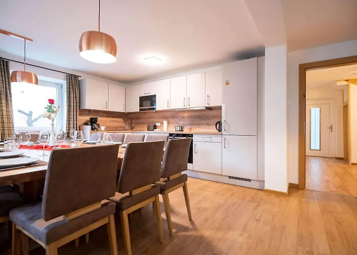 In Zell Am Near Slopes Dağ evi